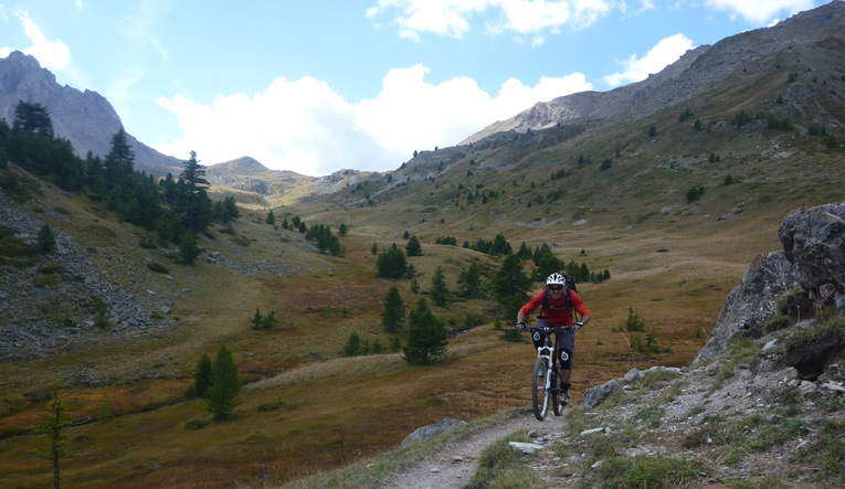 #20 Jour 3 : Descente superbe depuis le col du Buffère Jour 3 : Descente superbe depuis le col du Buffère