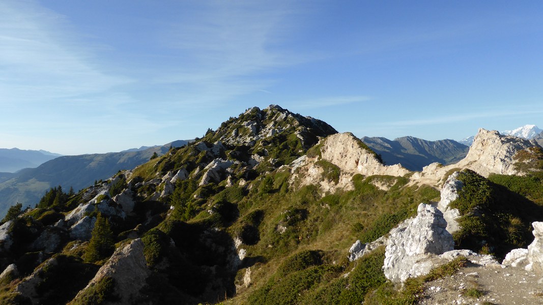 Dent du Villard : On se rapproche