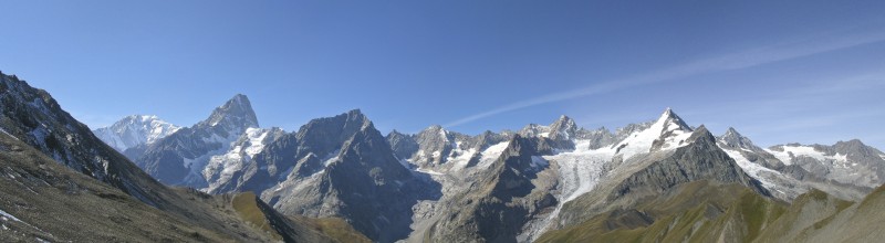 Col de Ban darrey : Panorama général sur l'ensemble de la chaîne du Mt Blanc au Mt Dolent