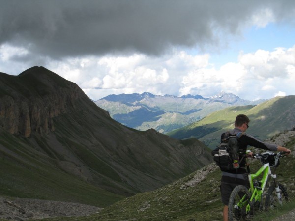 #5 Col d Col d'Estronques : Entre ombres et lumières...!