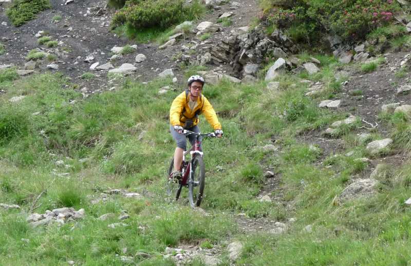 #3 Col de Tramouillon : Marinette dans la descente Col de Tramouillon : Marinette dans la descente