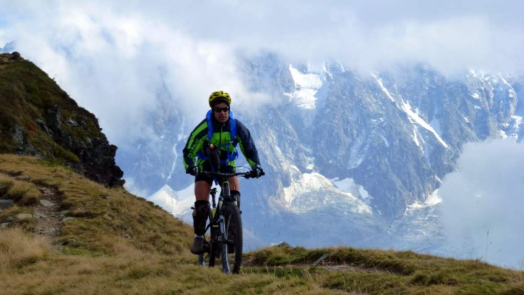 Pte de Lapaz : Le massif du Mt Blanc omniprésent
