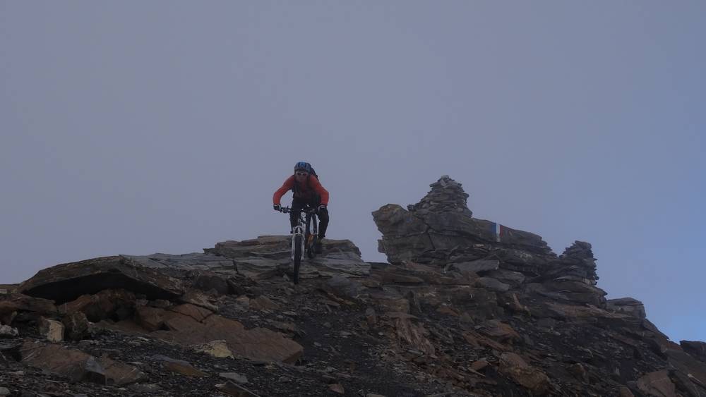 Summit : MisterE démarre du sommet