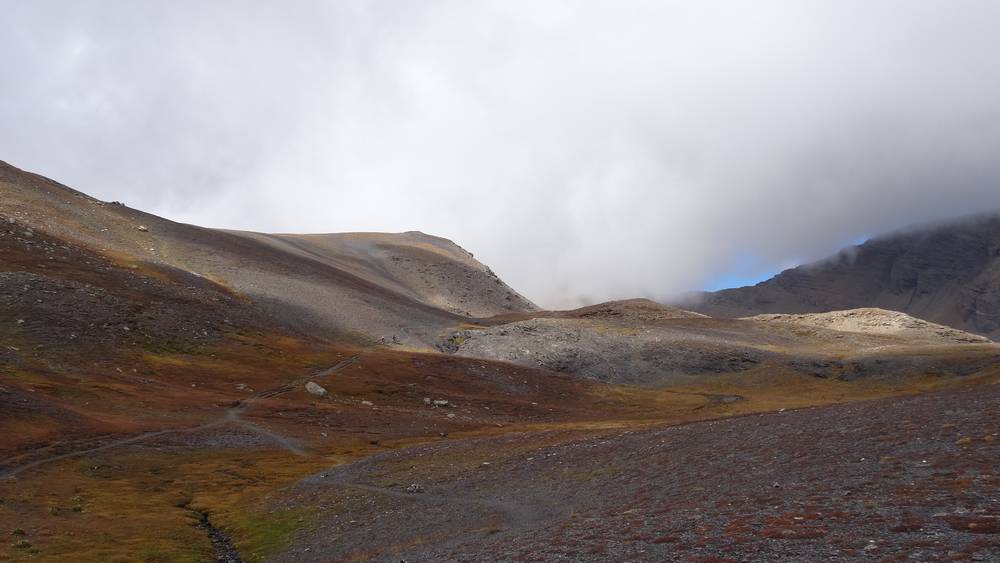 Steppes : au dessus de la cabane de l'Alp, ça roule encore bien