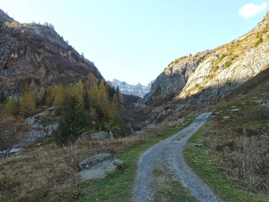 Montée au vallon d'emaney : sa raide piste