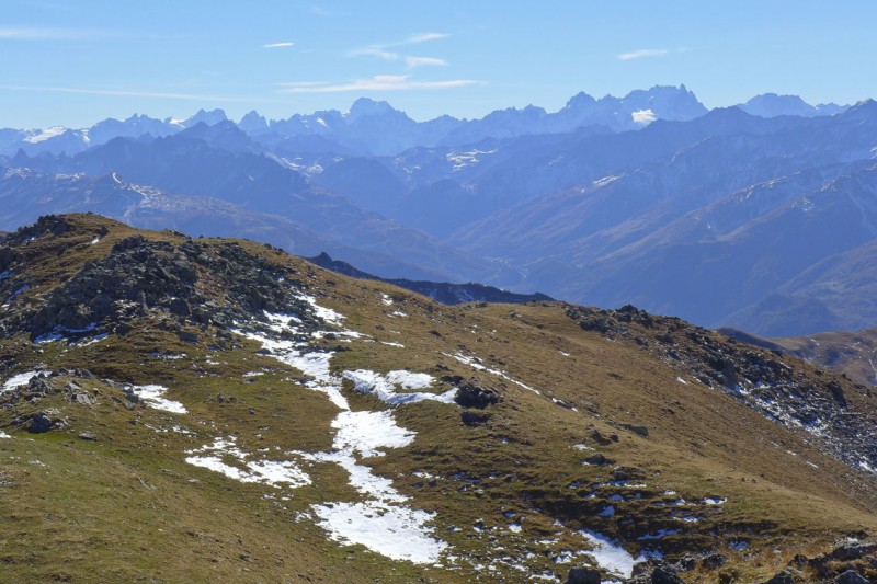 #17 Pointe de la Gratte : Du sommet vue sur le massif des ecrins Pointe de la Gratte : Du sommet vue sur le massif des ecrins