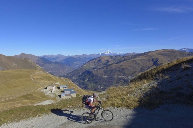 Lachat : Montée sous la Pointe de la fenêtre