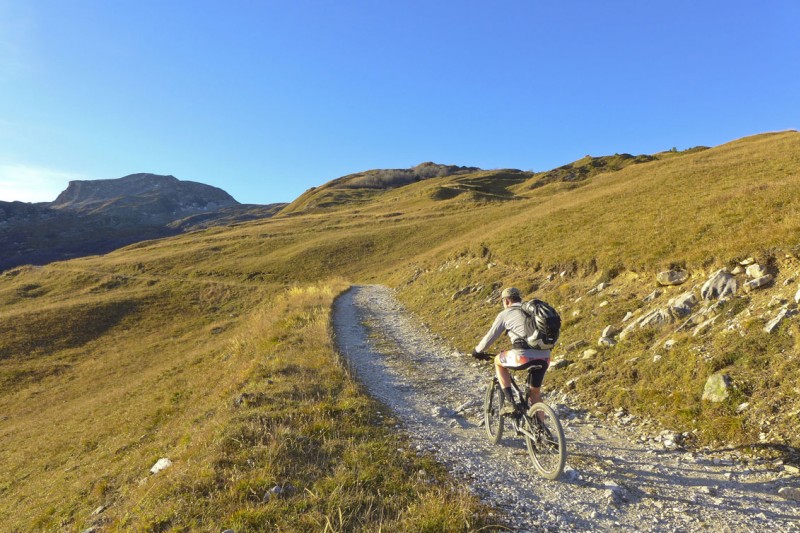 #1 Piste de lachat : Montée tranquille au dessus du Chatelard Piste de lachat : Montée tranquille au dessus du Chatelard