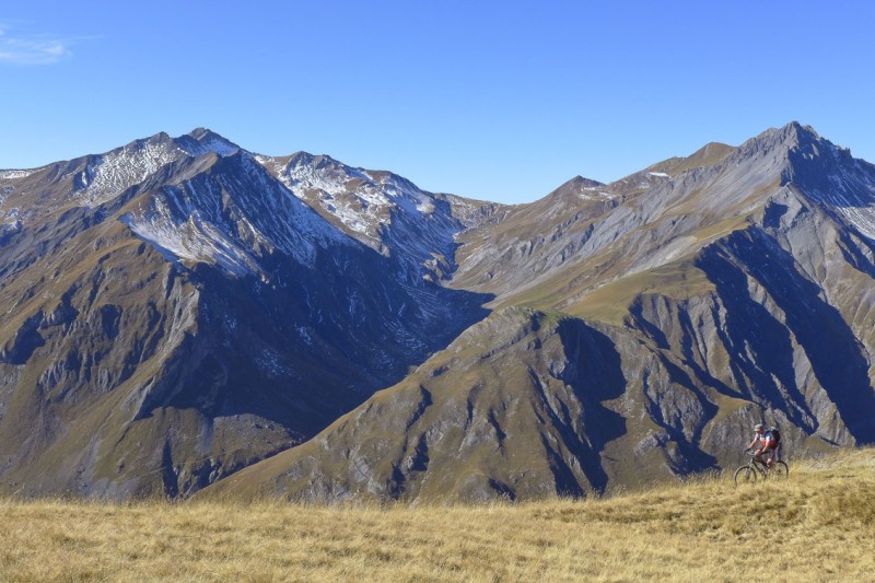 geffriand : Vue sur le vallon de Varlossière