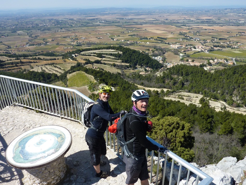 La note touristique au dessus de Gigondas