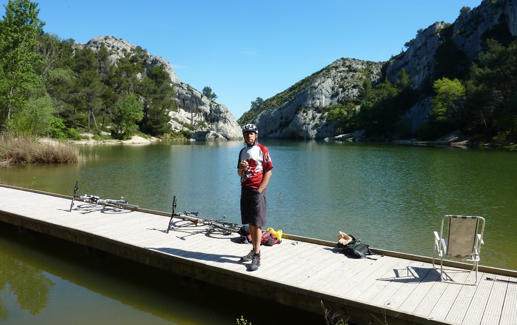 Petit ravito au bord du lac e Saint Rémy