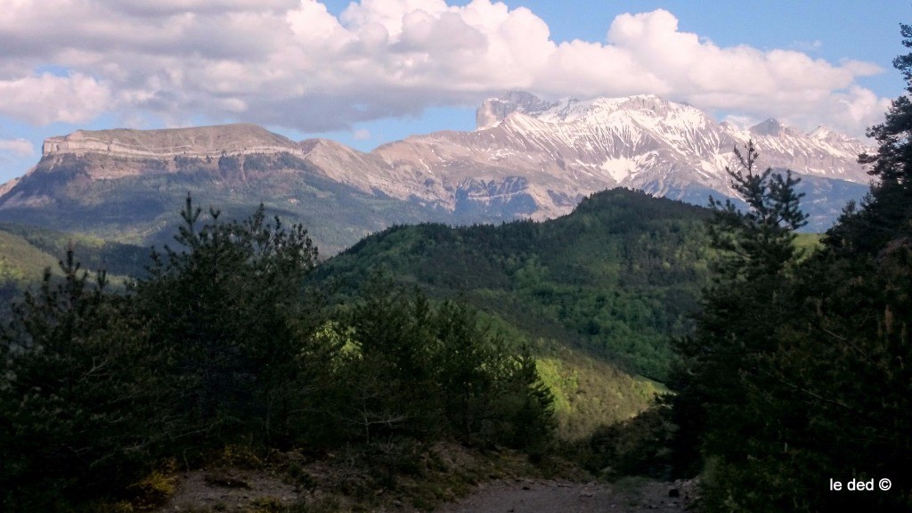 Bernard, l'Aiguille est à point. Ça doit pouvoir s'enfiler ;-)