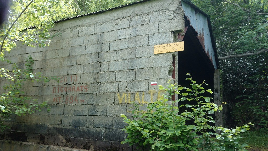 refuge des Vigourats (ruines)