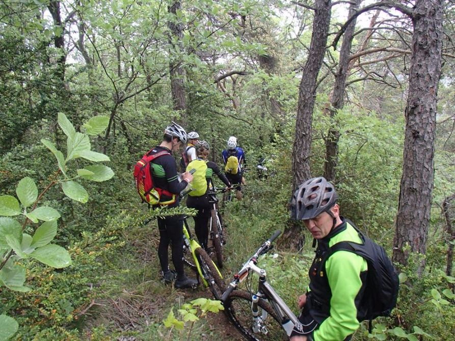 #12 En mode rando on peut aussi se retrouver dans les embouteillages.... Jour1
En mode rando on peut aussi se retrouver dans les embouteillages.... Jour1