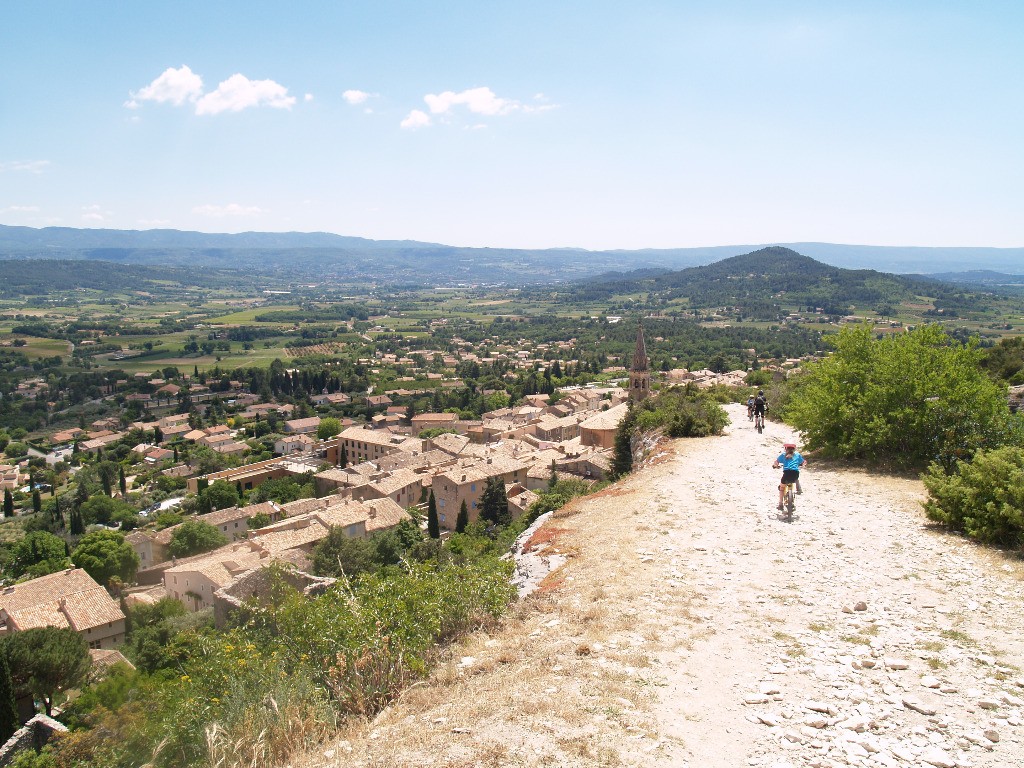 Descente sur le village