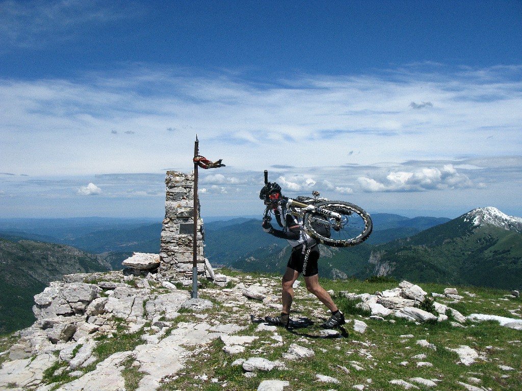 Arrivée au sommet du M. Armetta