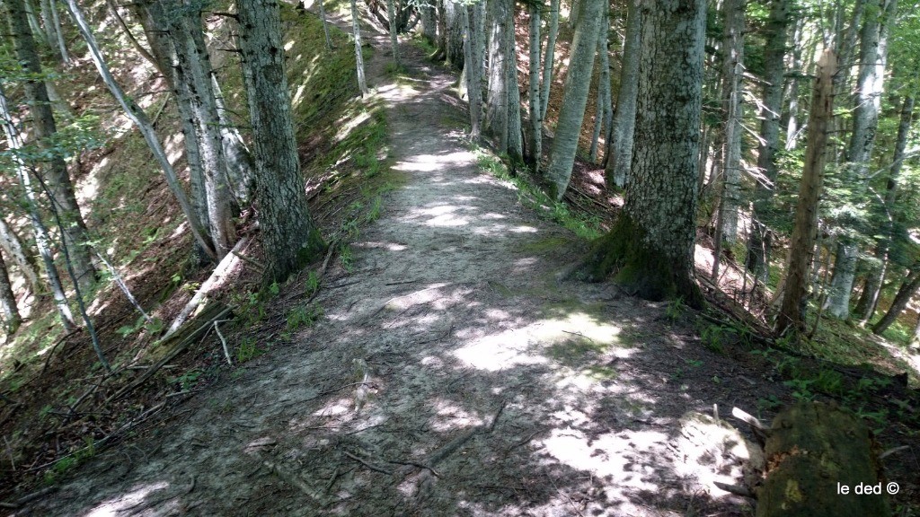 passage en crête au dessus de la cascade