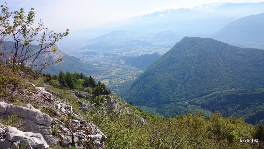 St Paul de Varces depuis la cabane du col Vert