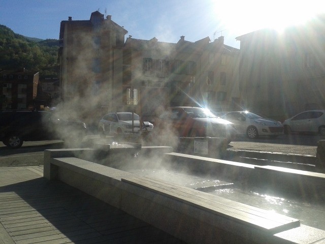#2 Come son nom l Come son nom l'indique, ville thermale. Sources naturelles d'eau chaude.