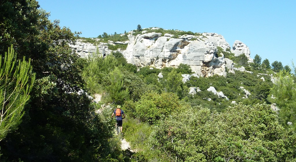 #1 paysage typique des Baux de Provence paysage typique des Baux de Provence
