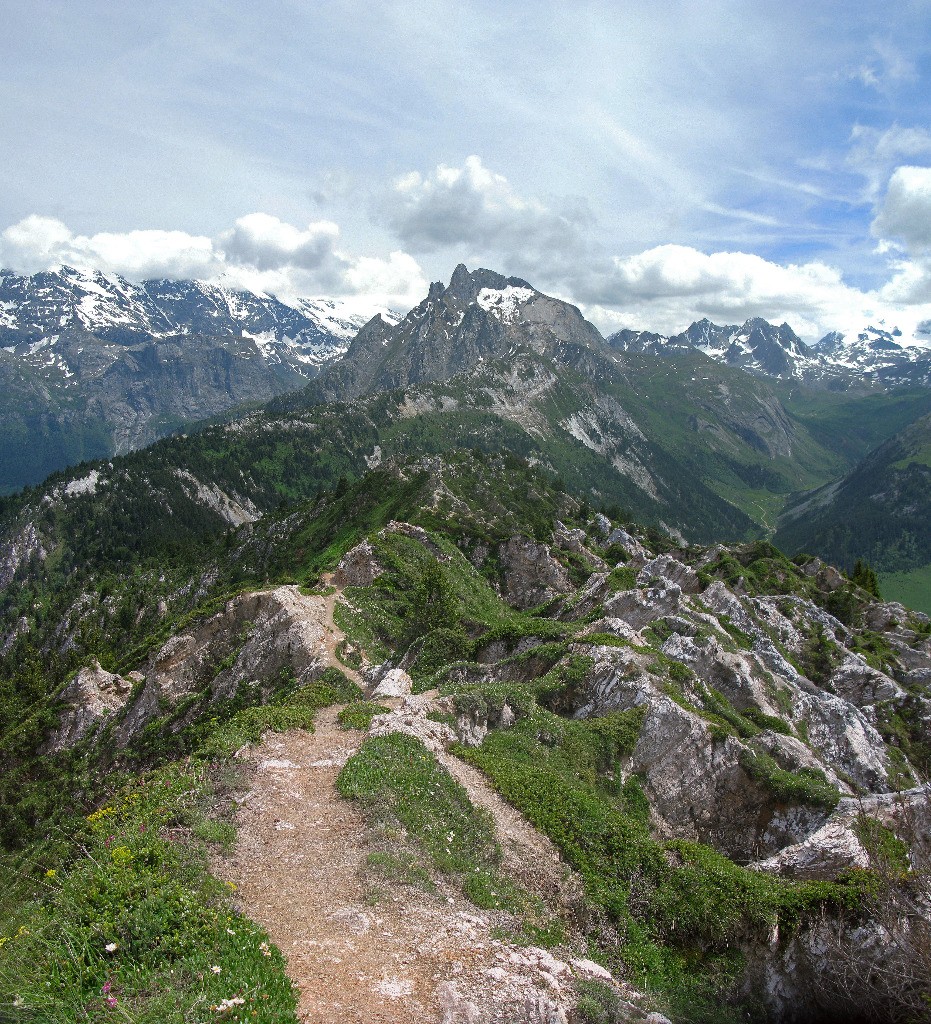 Montée à la Pointe du Villard par l'arête