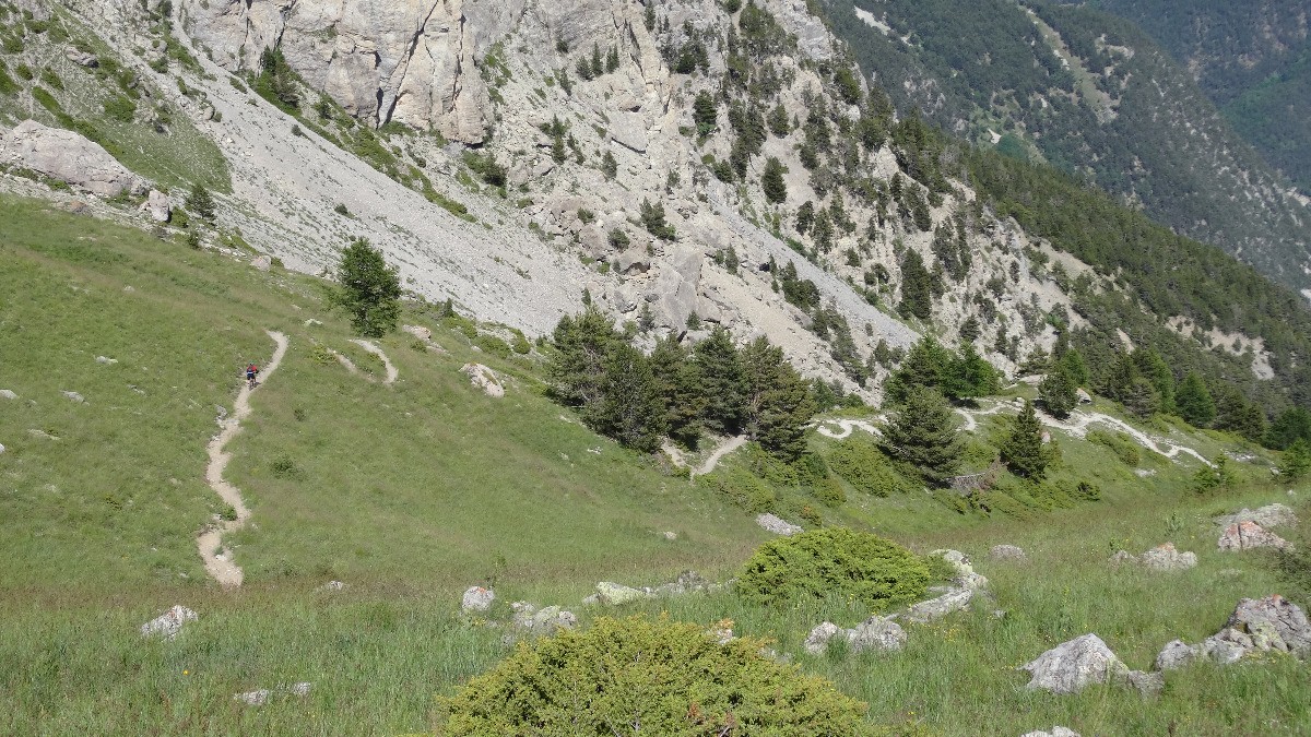 les épingles sous le col des Lauzes