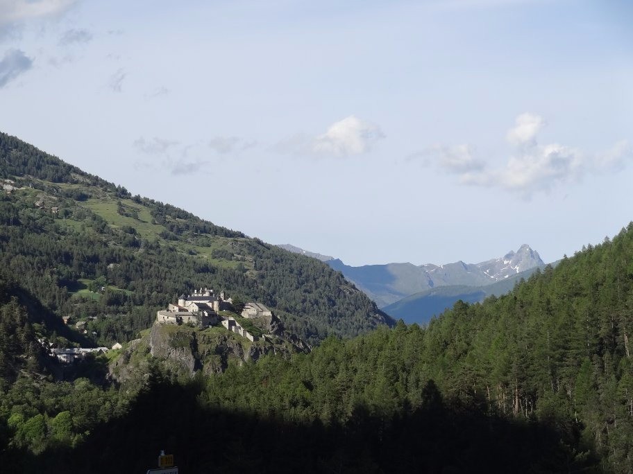 Chateau-Queyras et Bric Bouchet