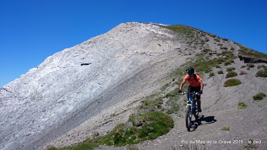 Tête du Vallon, calcaire schisteux du versant Sud