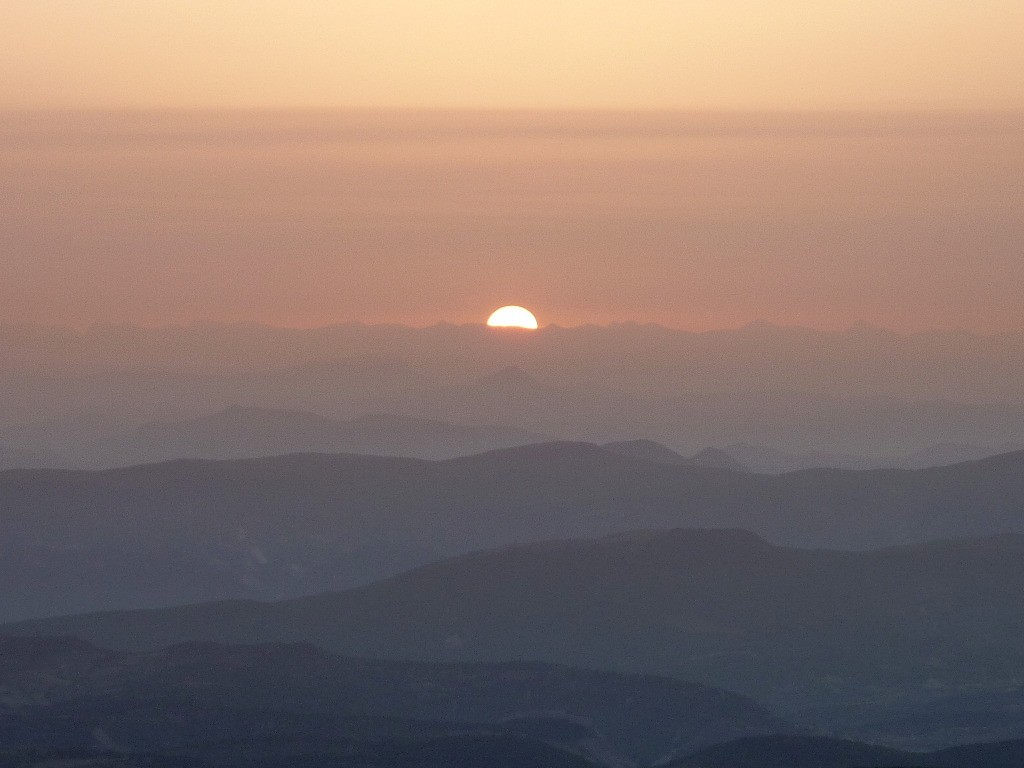 #6 Le soleil prend possession du ciel Le soleil prend possession du ciel