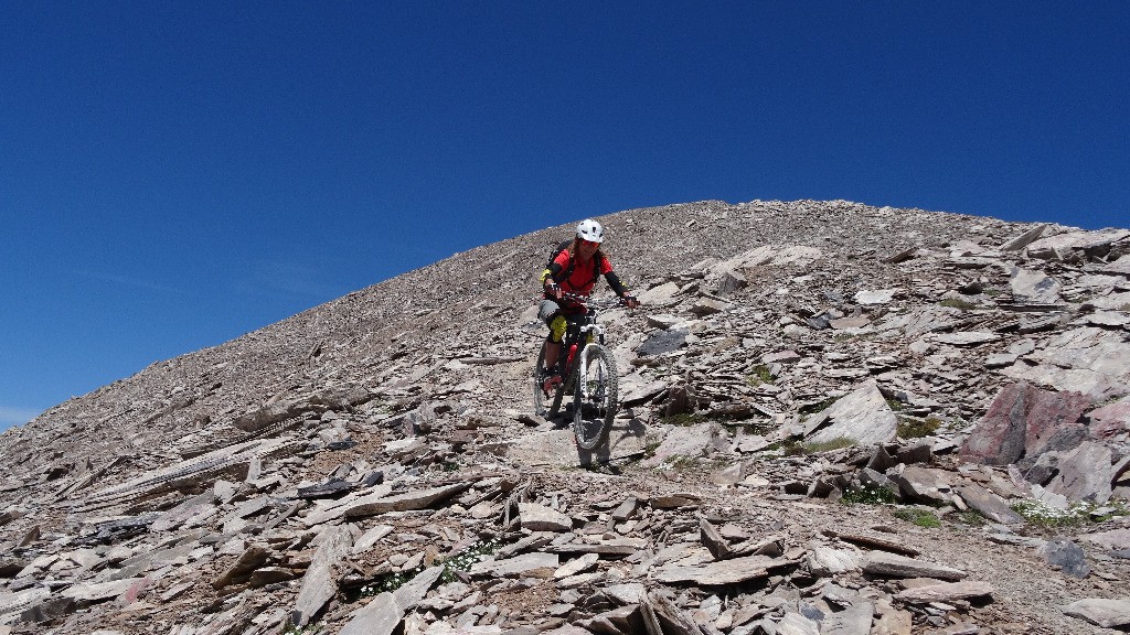 Pat dans la descente sommitale