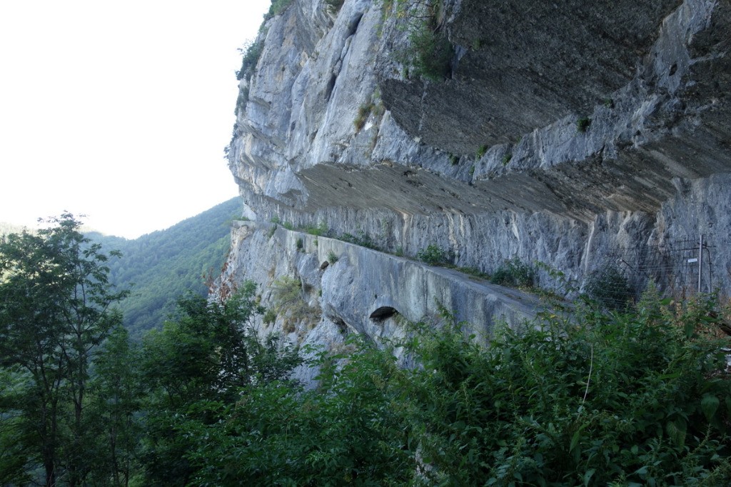 L'ancienne route du Canyon des Ecouges