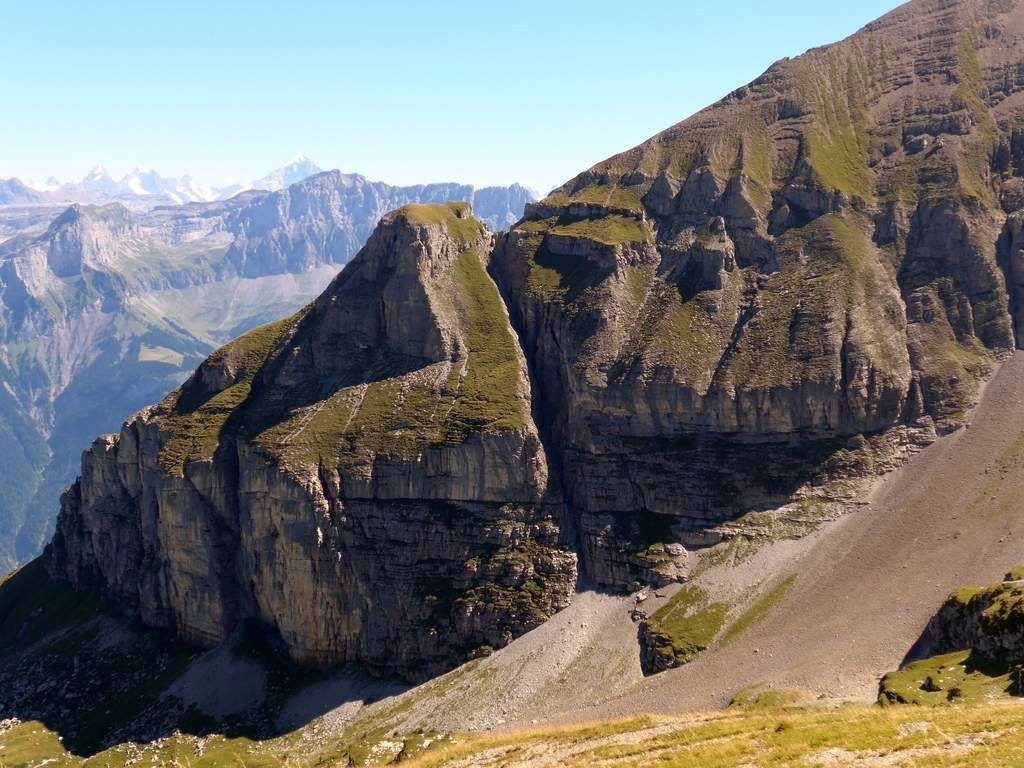 #4 Couloir W d Couloir W d'Areu