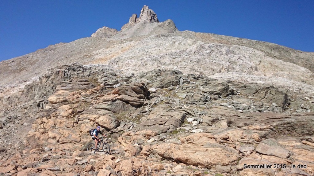 en passant par l'E du rognon, on va rouler 90% de la descente N du col Sommeiller !