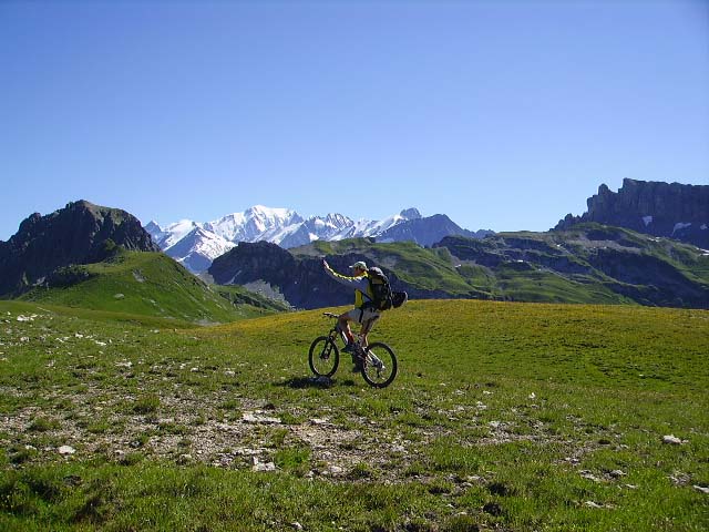 #28 Col de la Gitte : Col de la gitte avec Mont blanc en fond Col de la Gitte : Col de la gitte avec Mont blanc en fond