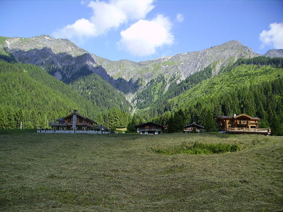 #10 Chalets Suisses Chalets Suisses