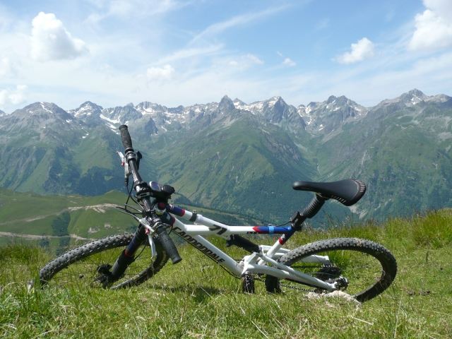 #2 Belledone : Au sommet belle vu 360° avec au menu, Belledone, Lauzière, Vanoise, Ecrin.. Belledone : Au sommet belle vu 360° avec au menu, Belledone, Lauzière, Vanoise, Ecrin..