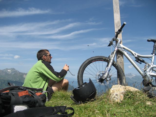 #4 Négotiation... : Dis gentil vélo, tu sera sympa à la descente, tu ne m Négotiation... : Dis gentil vélo, tu sera sympa à la descente, tu ne m'éjectera pas trop STP...