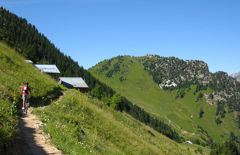 Rocher de Villeneuve : La Montagne