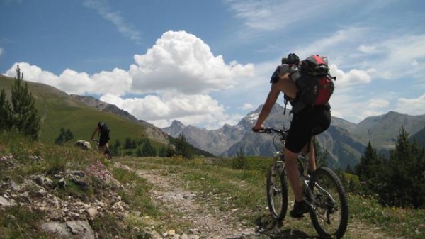 #2 Cabane du Cugulet : Bientôt arrivés. Le Val d Cabane du Cugulet : Bientôt arrivés. Le Val d'Escreins s'offre à notre regard.