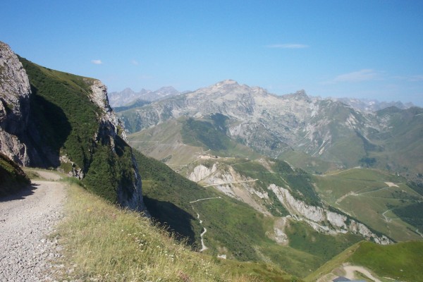 Fin de la montée sur piste : On a fini pour l'instant de se faire enfumer par les 4x4