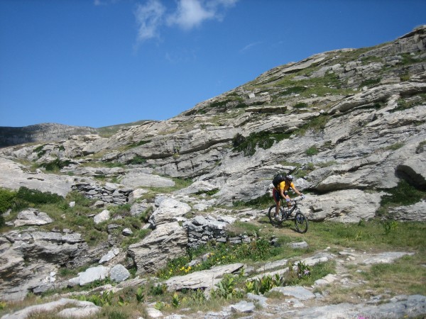 Marguareïs : Paysage typique du massif karstique du Marguareïs