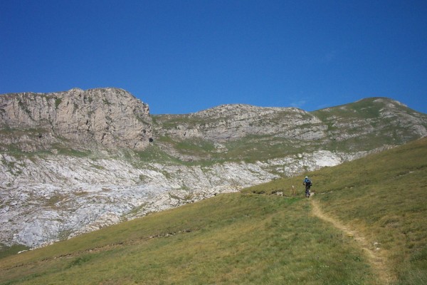 Arrivée dans le Marguareïs : Fin de la partie roulante du sentier.