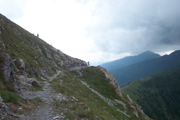 #12 Vers selle vieille : Ca commence à se charger très vite... La suite sera en mode survie pour moi (plus de photos) Vers selle vieille : Ca commence à se charger très vite... La suite sera en mode survie pour moi (plus de photos)