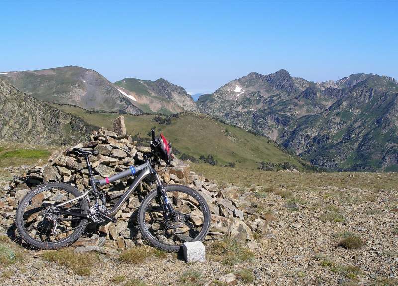 La Porteille d'Orlu : Vue de la Serra de Mauri