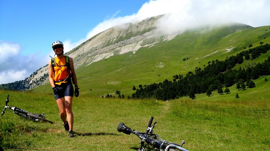 Anne-Cé bourrée ? : Le Mont Barral commence à se couvrir..