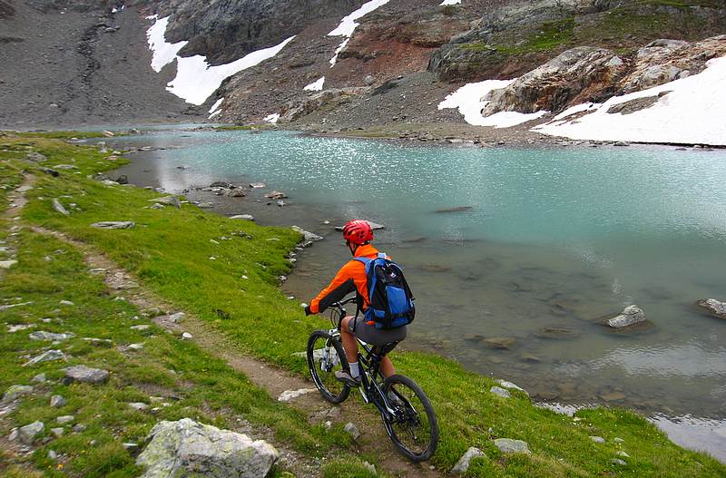 #3 Plan des Cavales : Lac de la Balme Plan des Cavales : Lac de la Balme