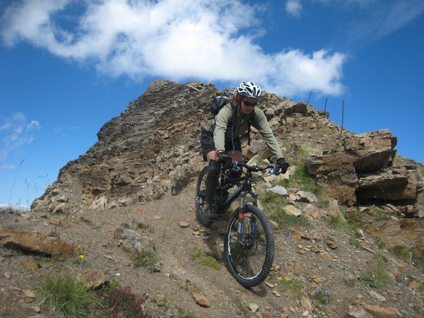 Descente de la crête : Ca passe encore mais ça devient plus tendu