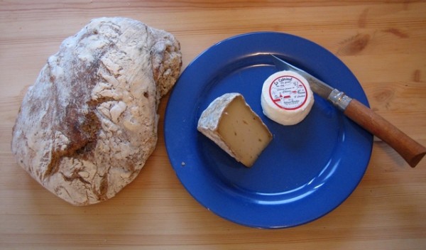 #11 Humm : Les spécialités locales : la tourte, chèvre frais de l Humm : Les spécialités locales : la tourte, chèvre frais de l'Oisans et la tome qui va bien ;o)