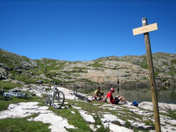 #3 Casse-croûte : Au lac Noir Casse-croûte : Au lac Noir