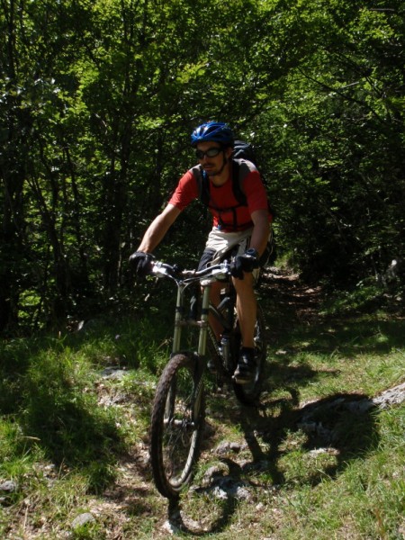 #6 descente sur le petit bornand : Eric en pleine concentration descente sur le petit bornand : Eric en pleine concentration
